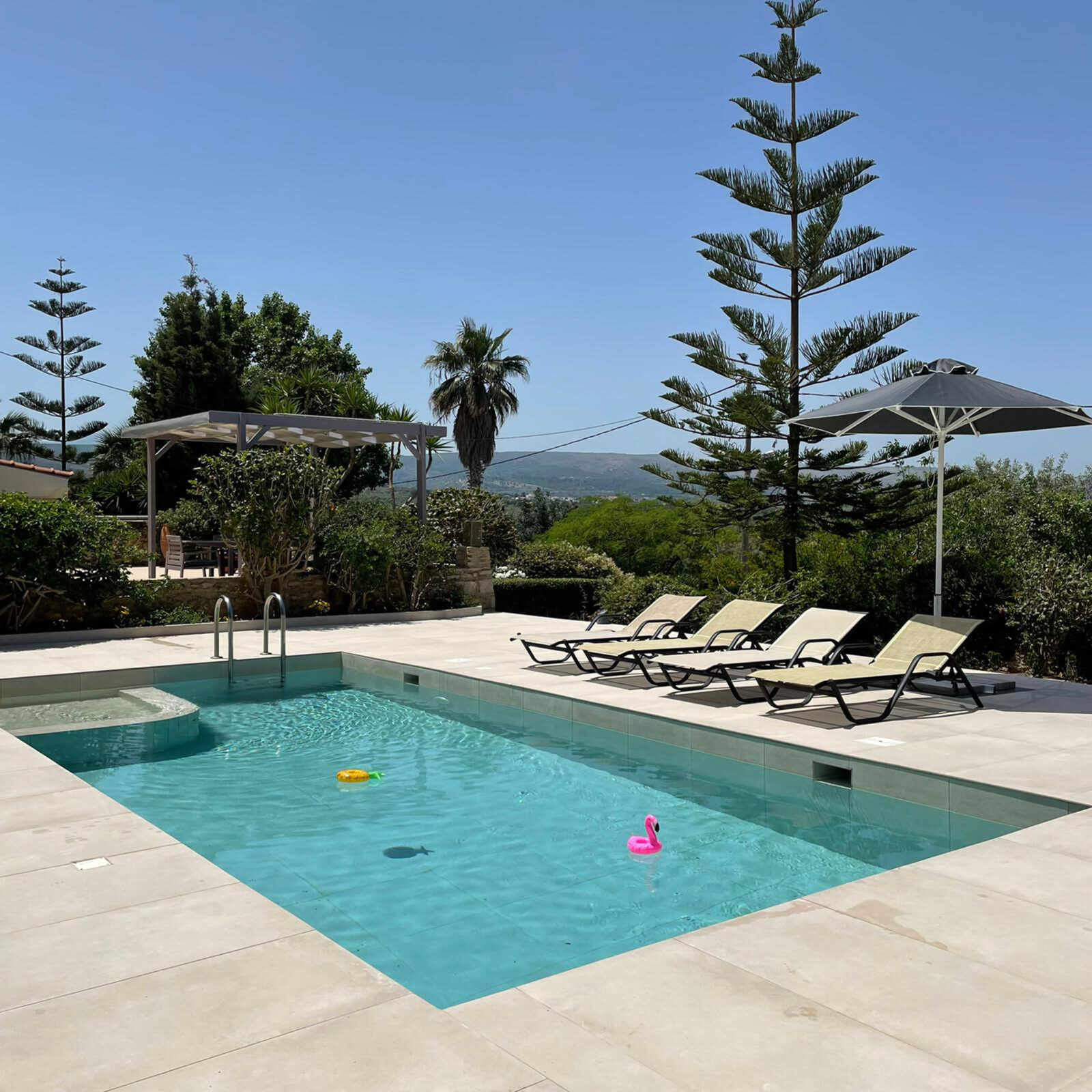 Zwembad Villa Adonis