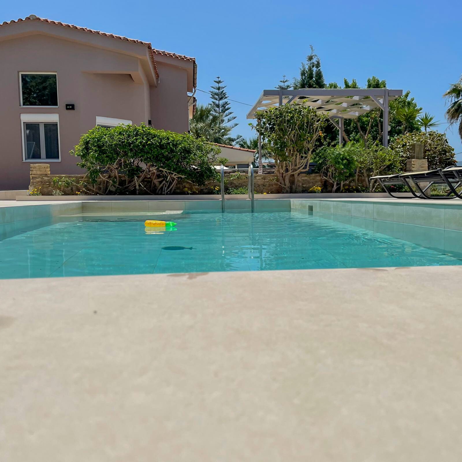 Villa Adonis Zwembad